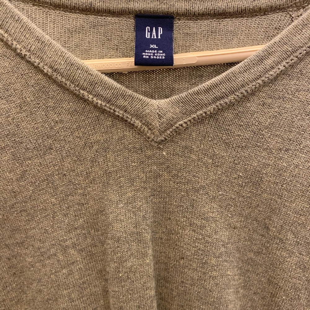GAP V Neck Sweater